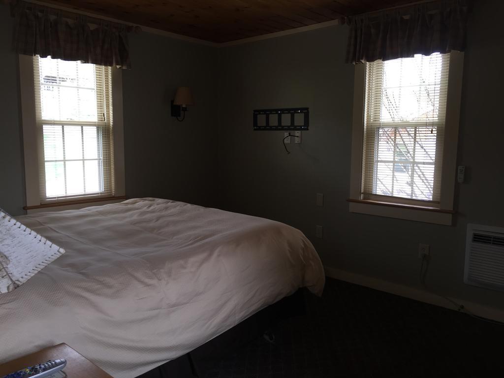 Willoughvale Inn Westmore Newport Habitación foto