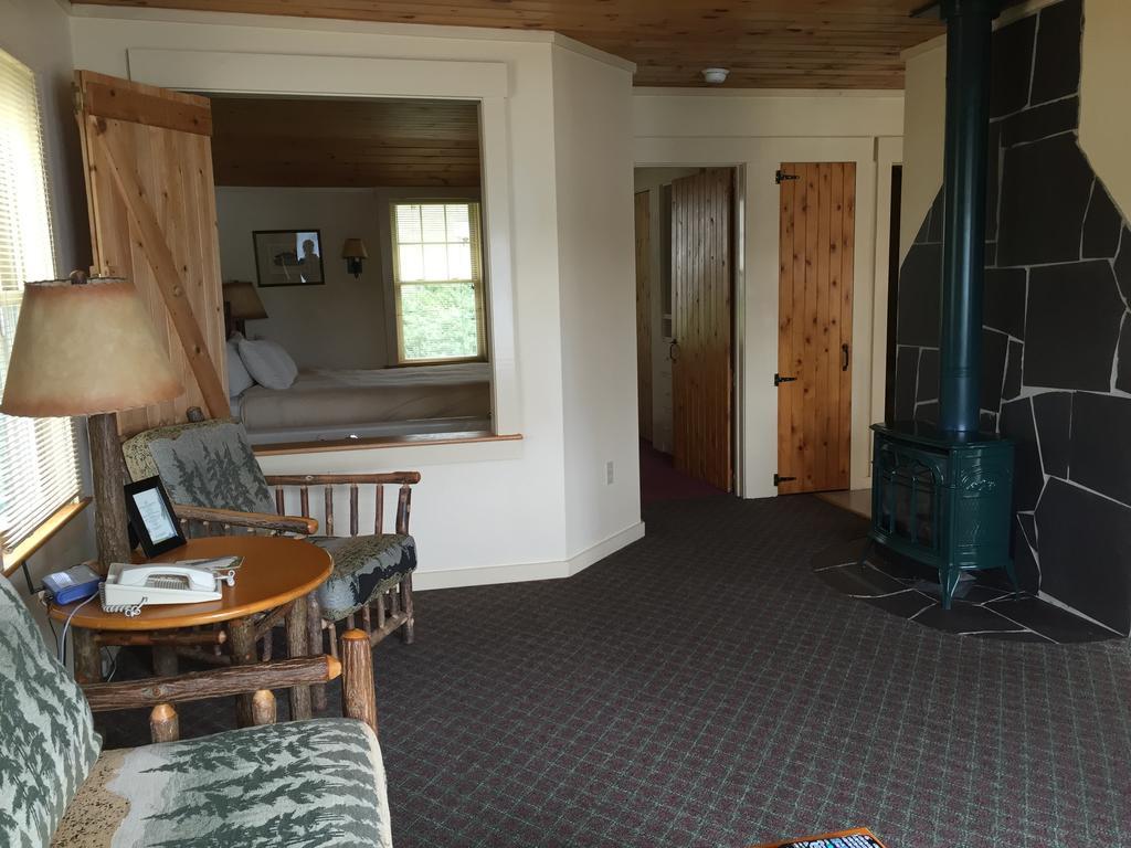 Willoughvale Inn Westmore Newport Habitación foto