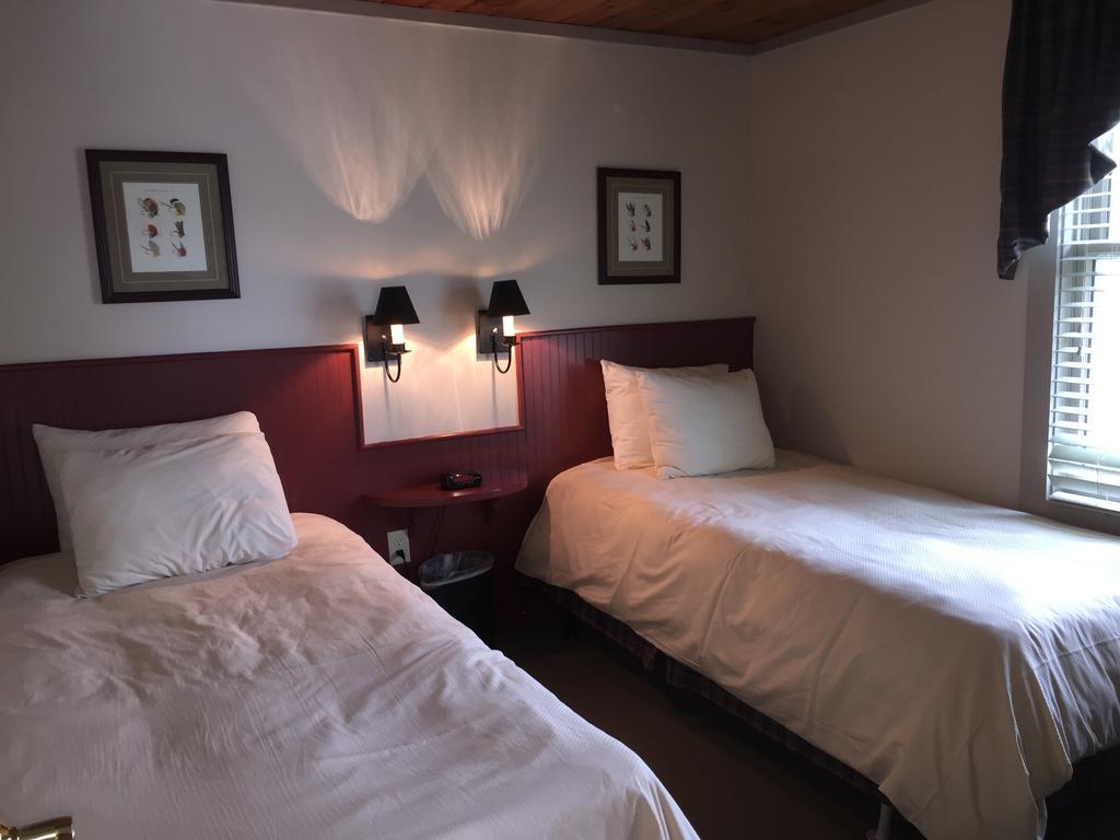 Willoughvale Inn Westmore Newport Habitación foto